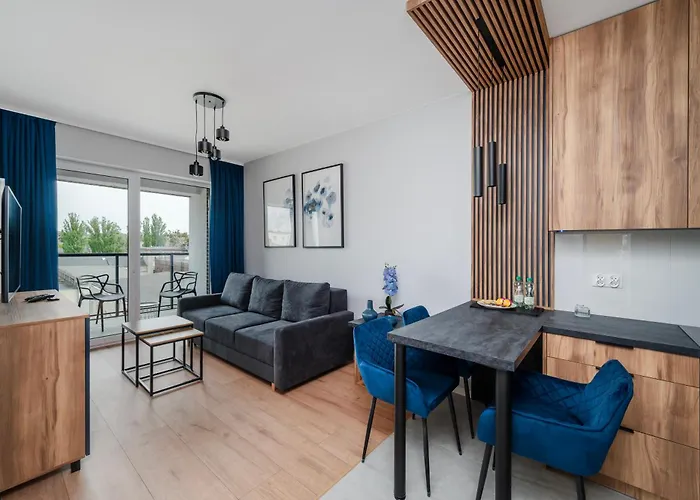 Fabryczna Blissful Space By Bookinghost *