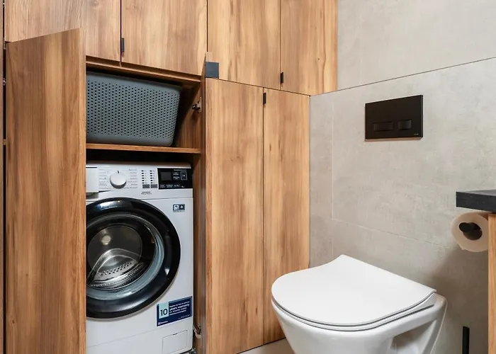 Lägenhet Fabryczna Blissful Space By Bookinghost