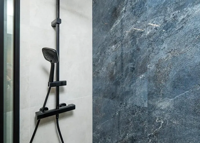 Fabryczna Blissful Space By Bookinghost * Łódź